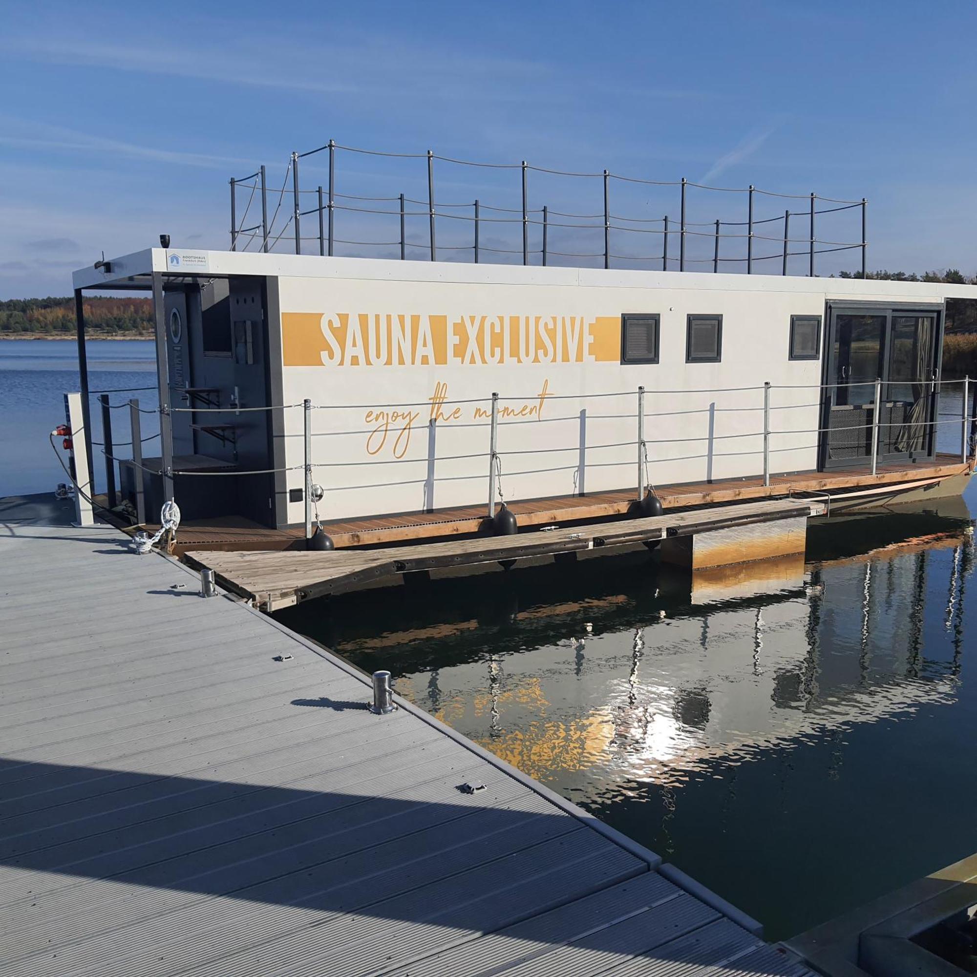 Schwimmendes Ferienhaus Sky Elsterheide Eksteriør bilde
